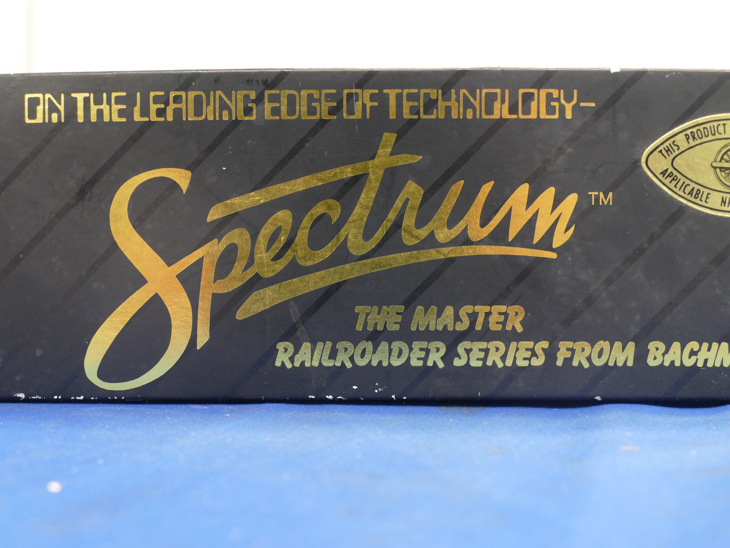 Bachmann Spectrum OO/HO GE 44T Switcher (used)