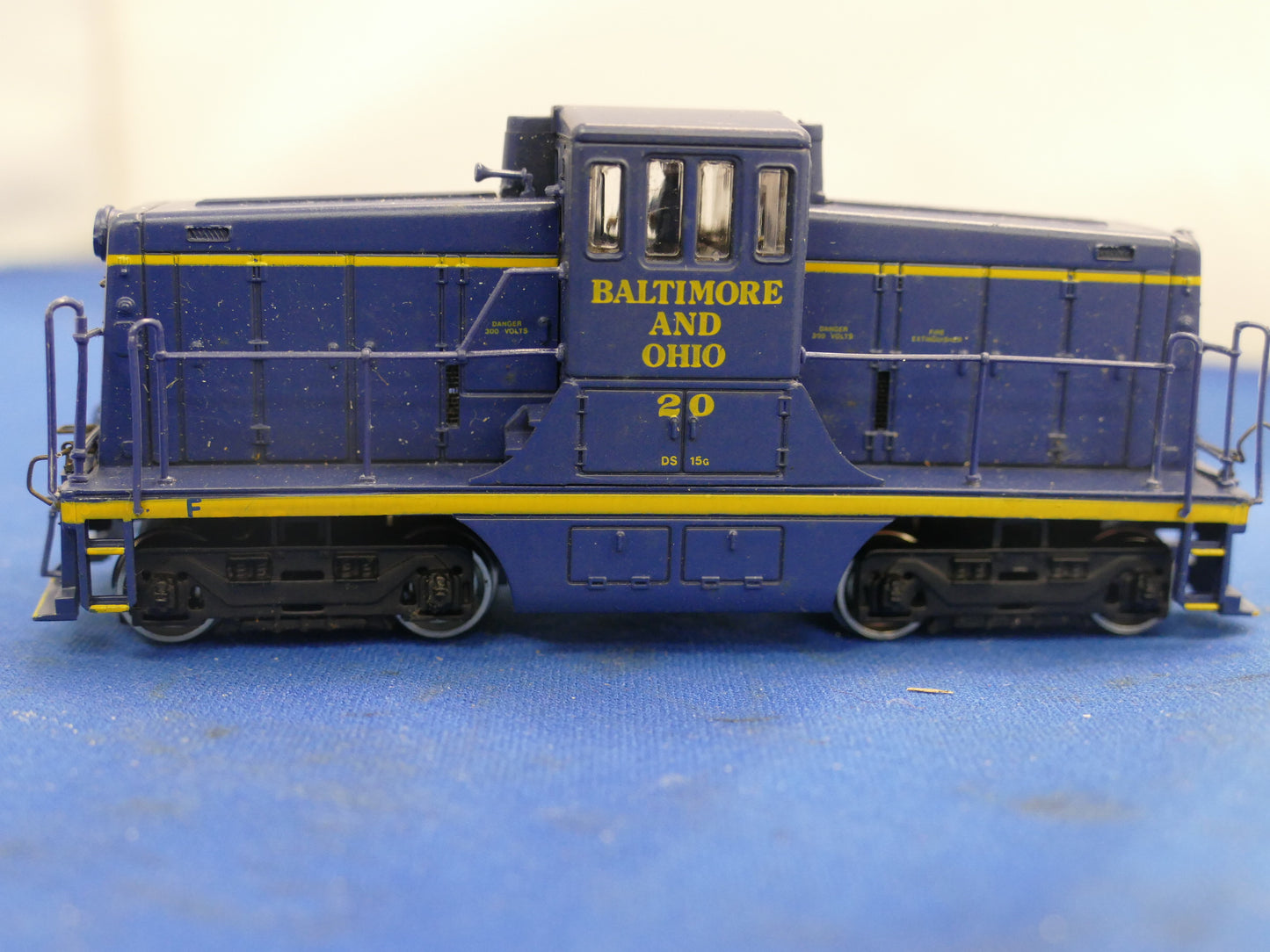 Bachmann Spectrum OO/HO GE 44T Switcher (used)