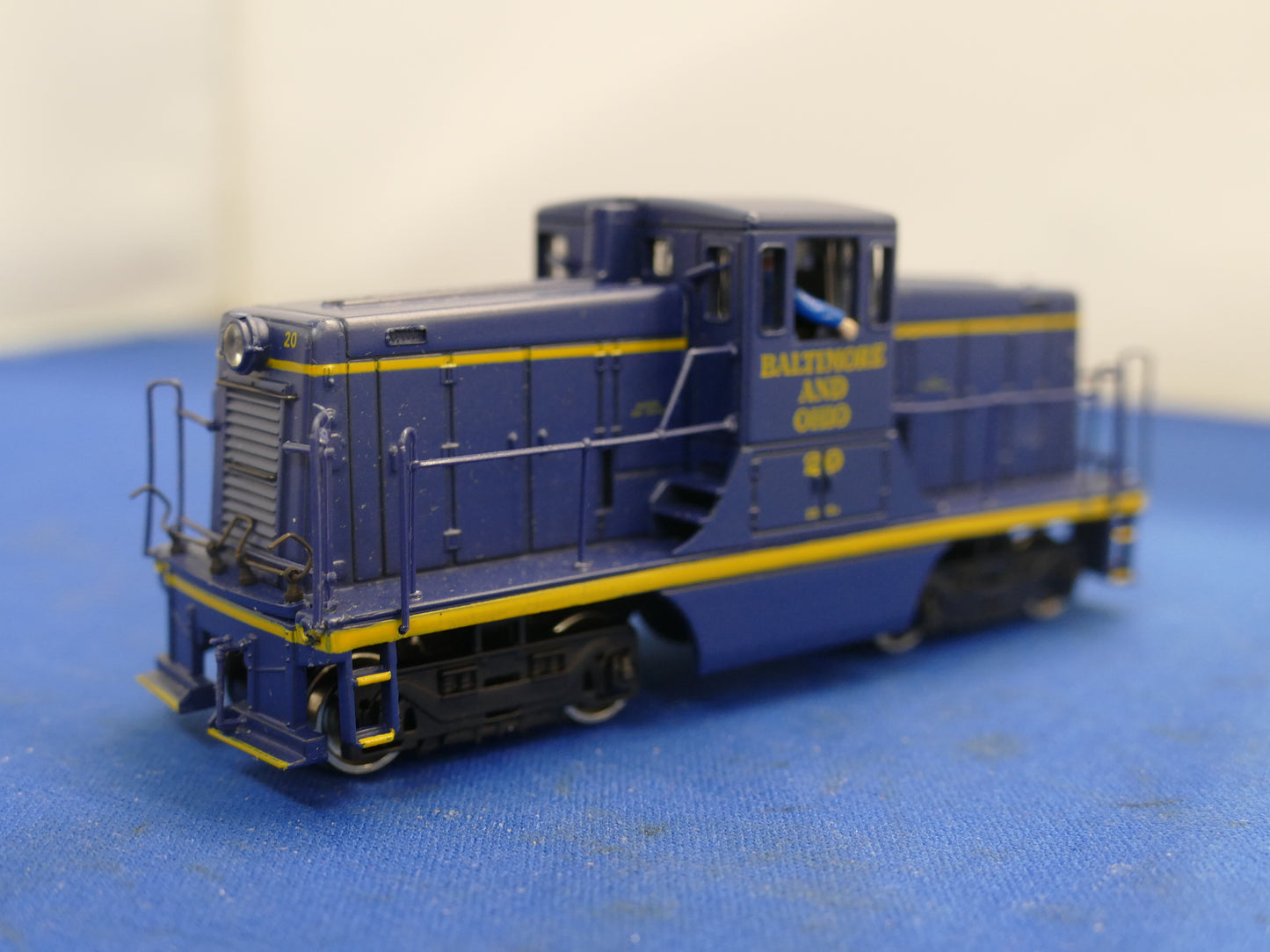 Bachmann Spectrum OO/HO GE 44T Switcher (used)