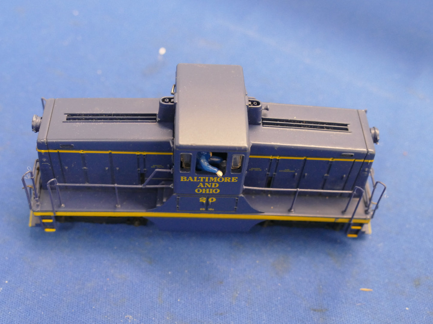 Bachmann Spectrum OO/HO GE 44T Switcher (used)