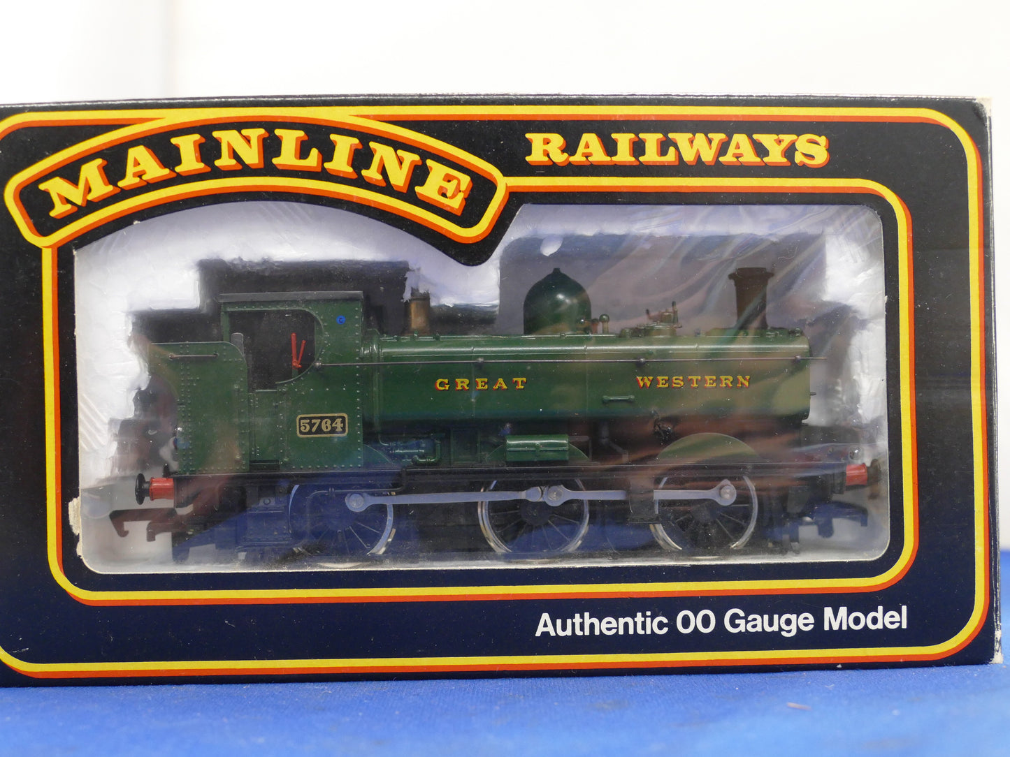 Mainline OO 57XX Pannier Tank Loco (used)