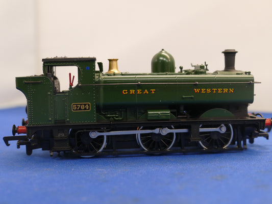 Mainline OO 57XX Pannier Tank Loco (used)