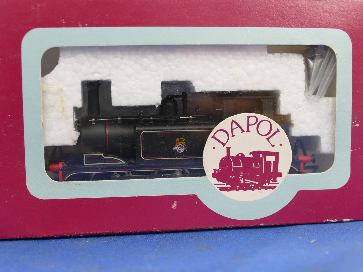 Dapol OO Gauge 0-6-0 Terrier Loco (used)