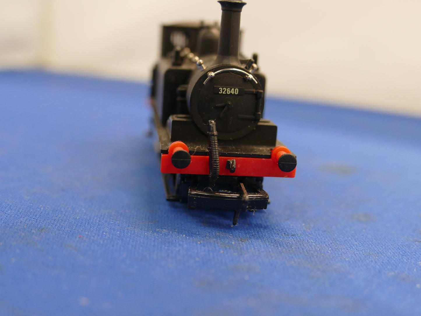 Dapol OO Gauge 0-6-0 Terrier Loco (used)
