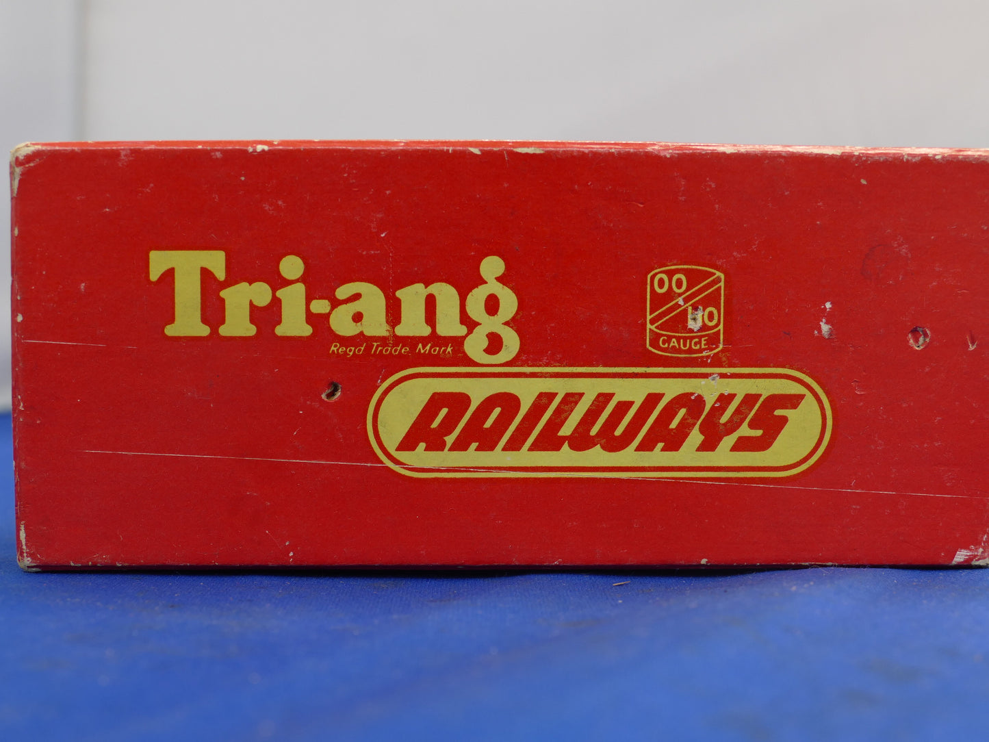 Hornby OO (Tri-ang) R153 Saddle Tank Loco (used)
