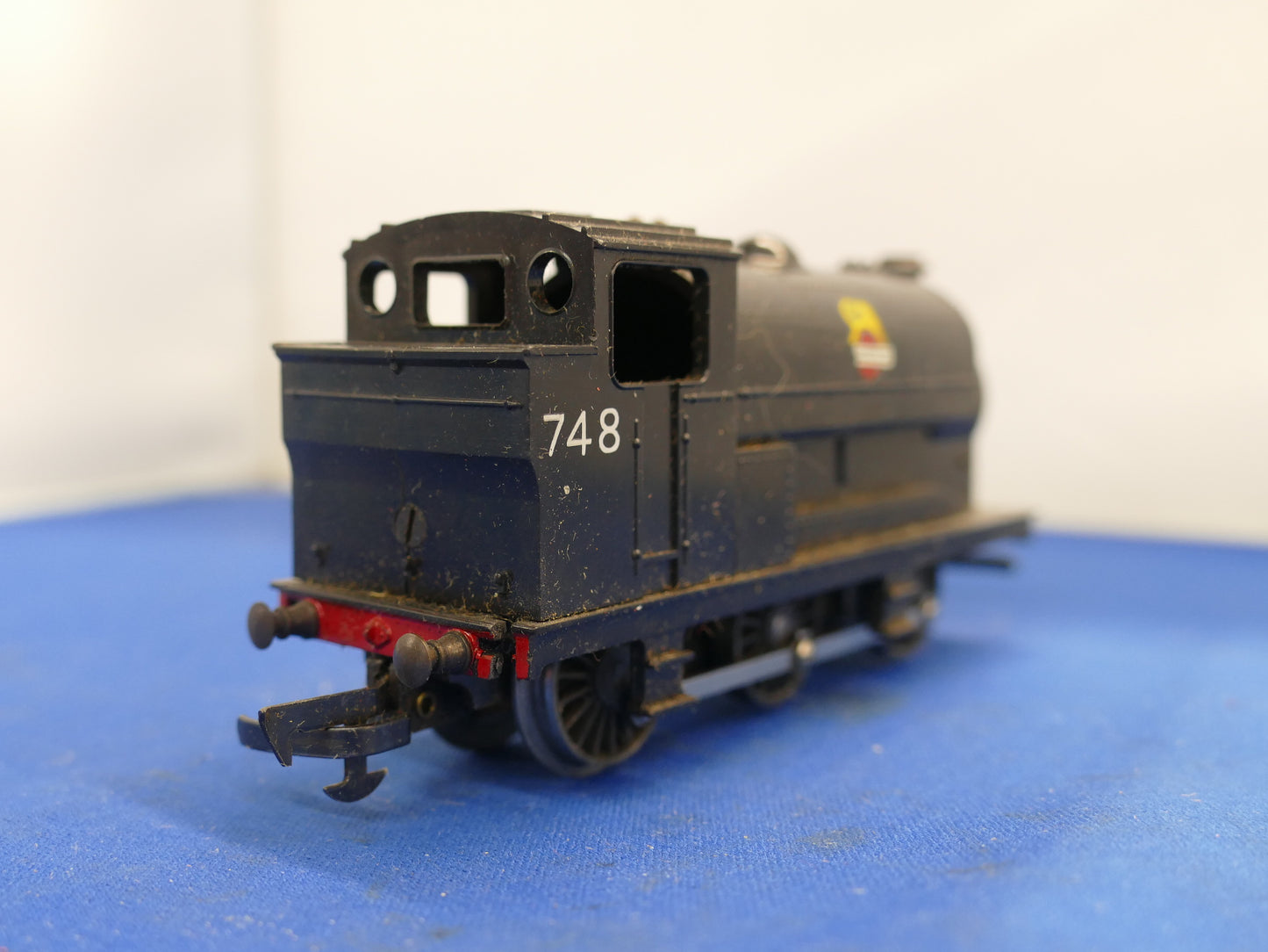 Hornby OO (Tri-ang) R153 Saddle Tank Loco (used)
