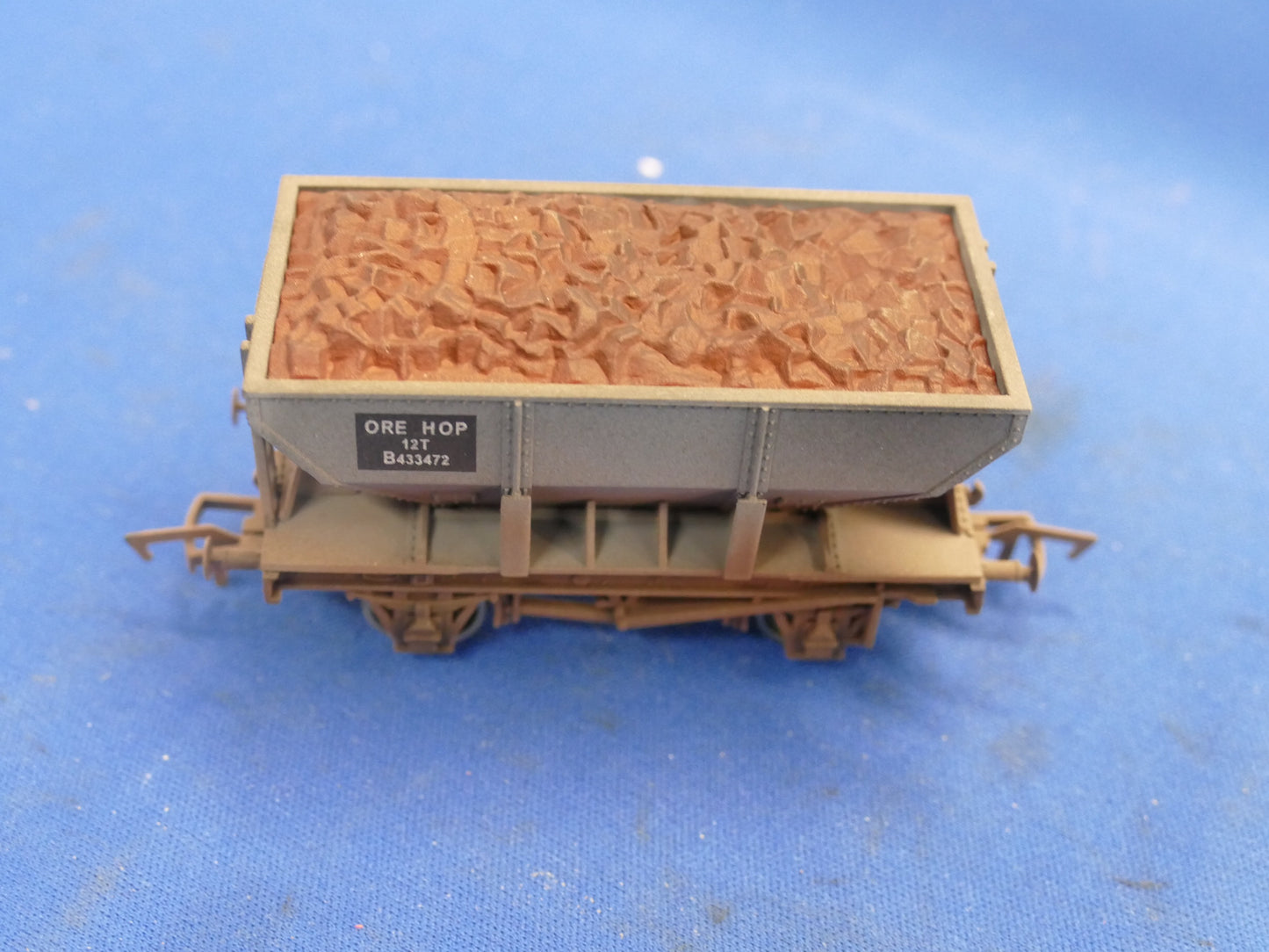 Dapol OO Gauge BR 12T Hopper (used)