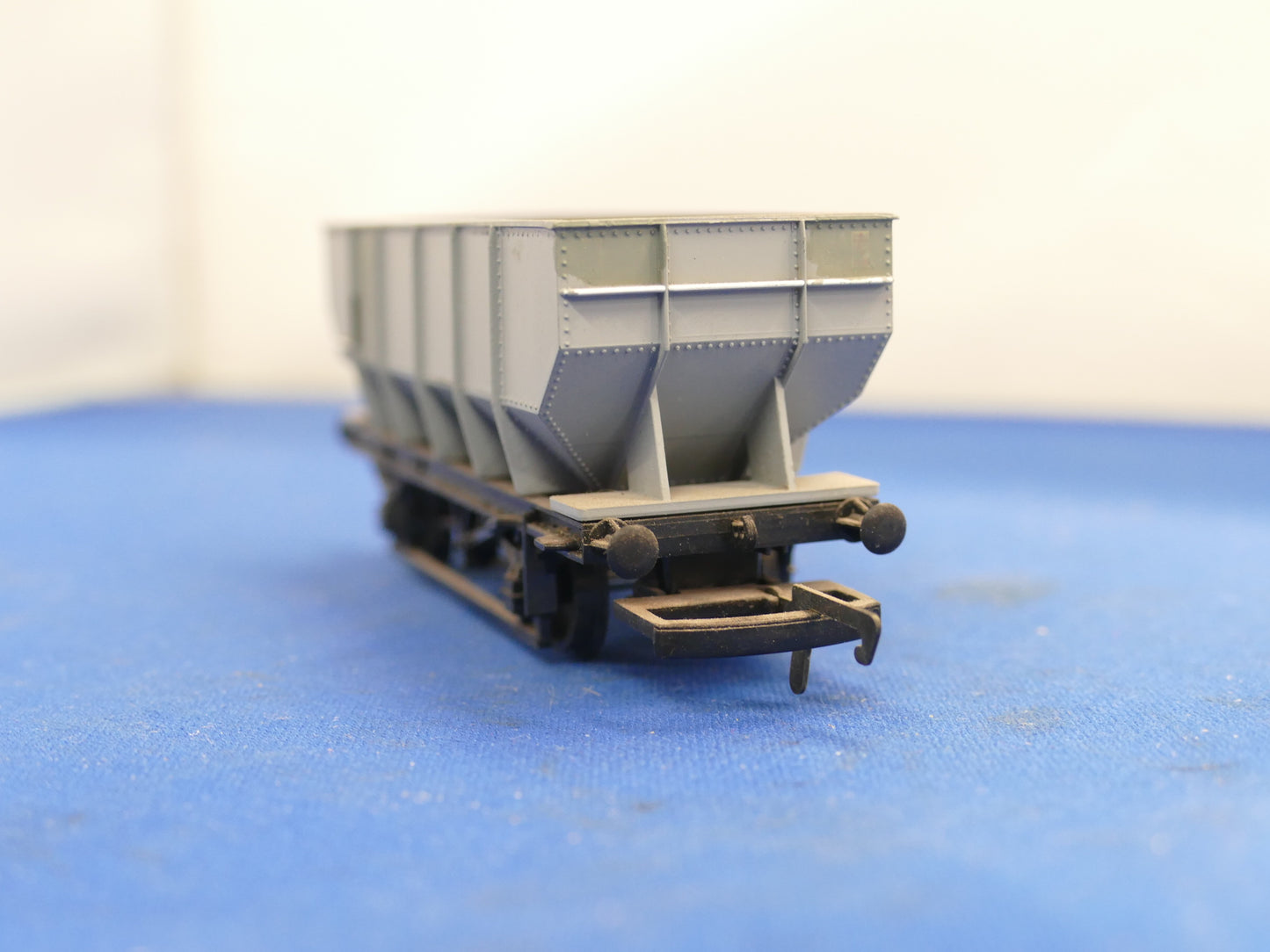 Dapol OO Gauge 21T Hopper (used)