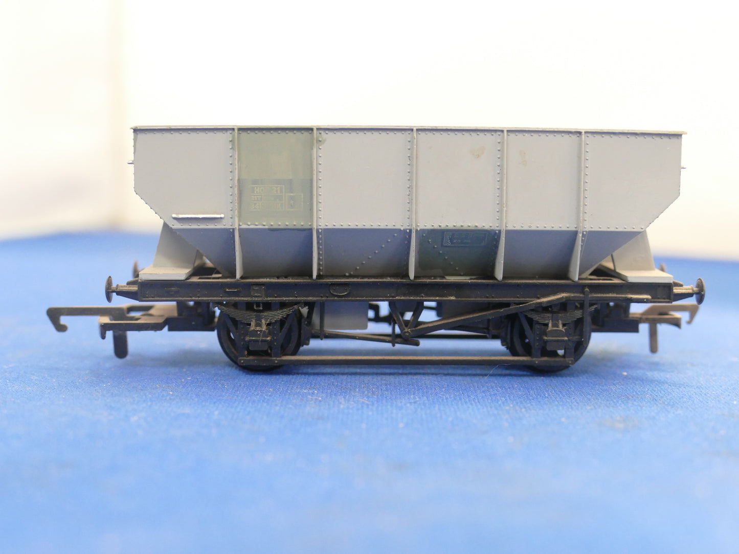 Dapol OO Gauge 21T Hopper (used)