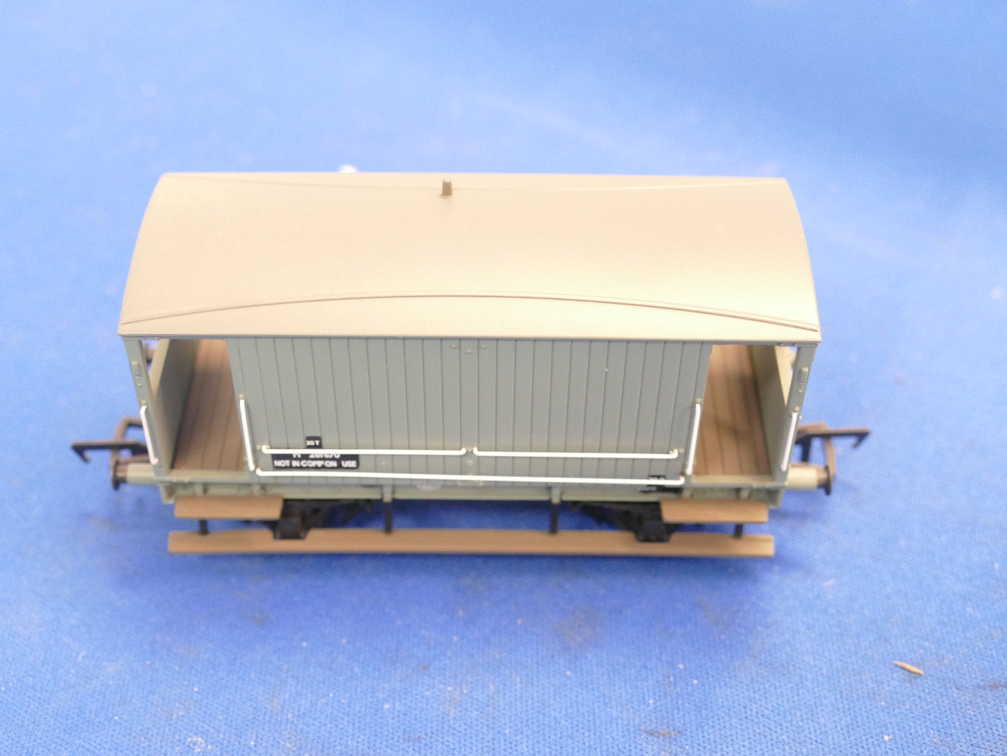 Bachmann OO/HO Midlands Brake Van (used)