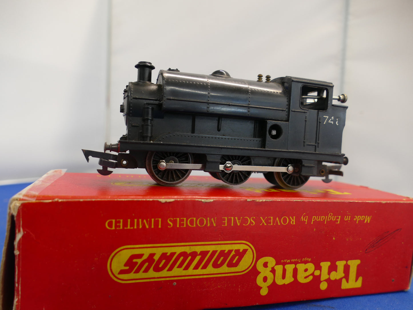 Hornby OO (Tri-ang) Clockwork Loco (used)