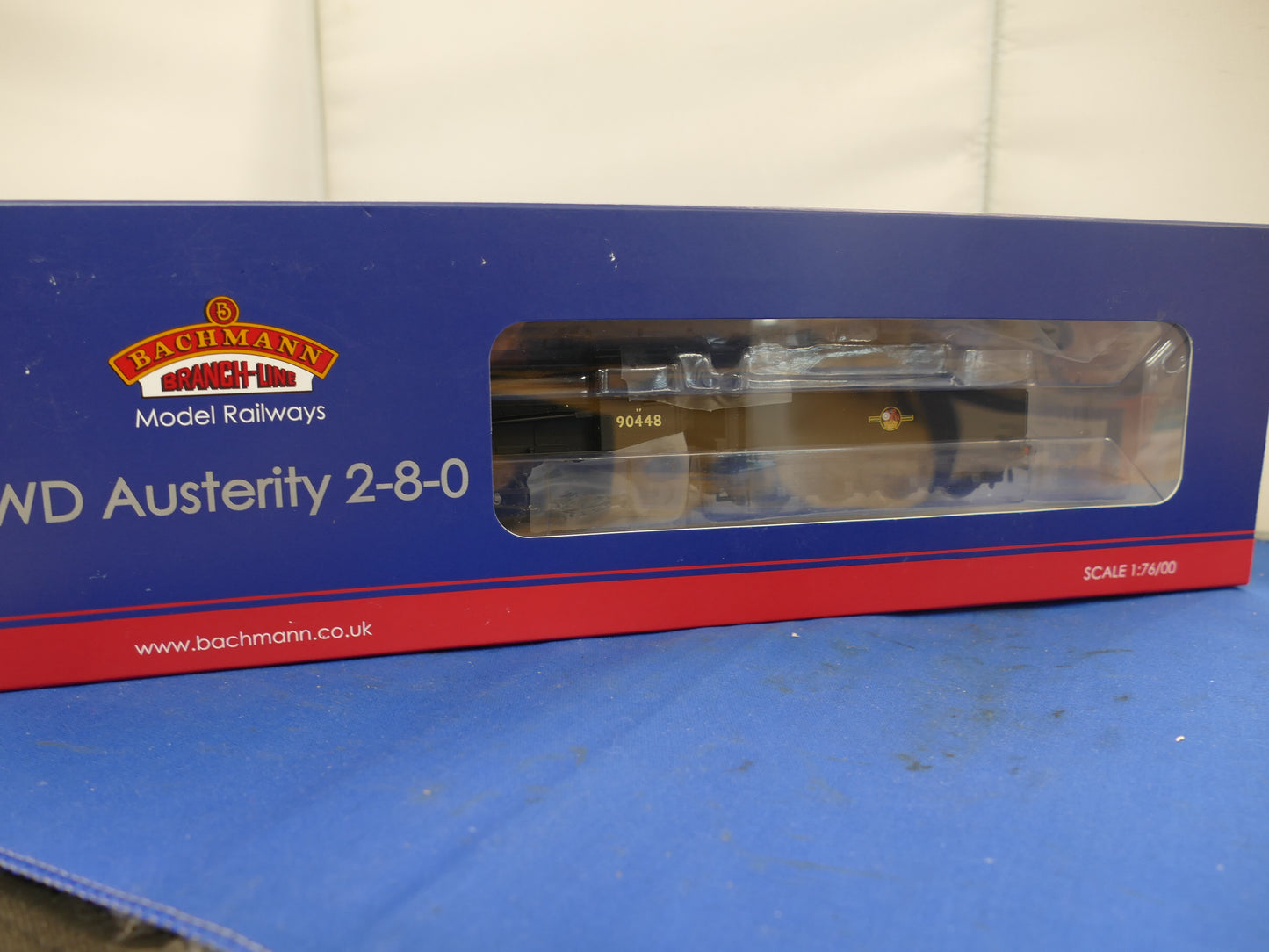 Bachmann OO/HO Austerity Class Steam Loco (used)