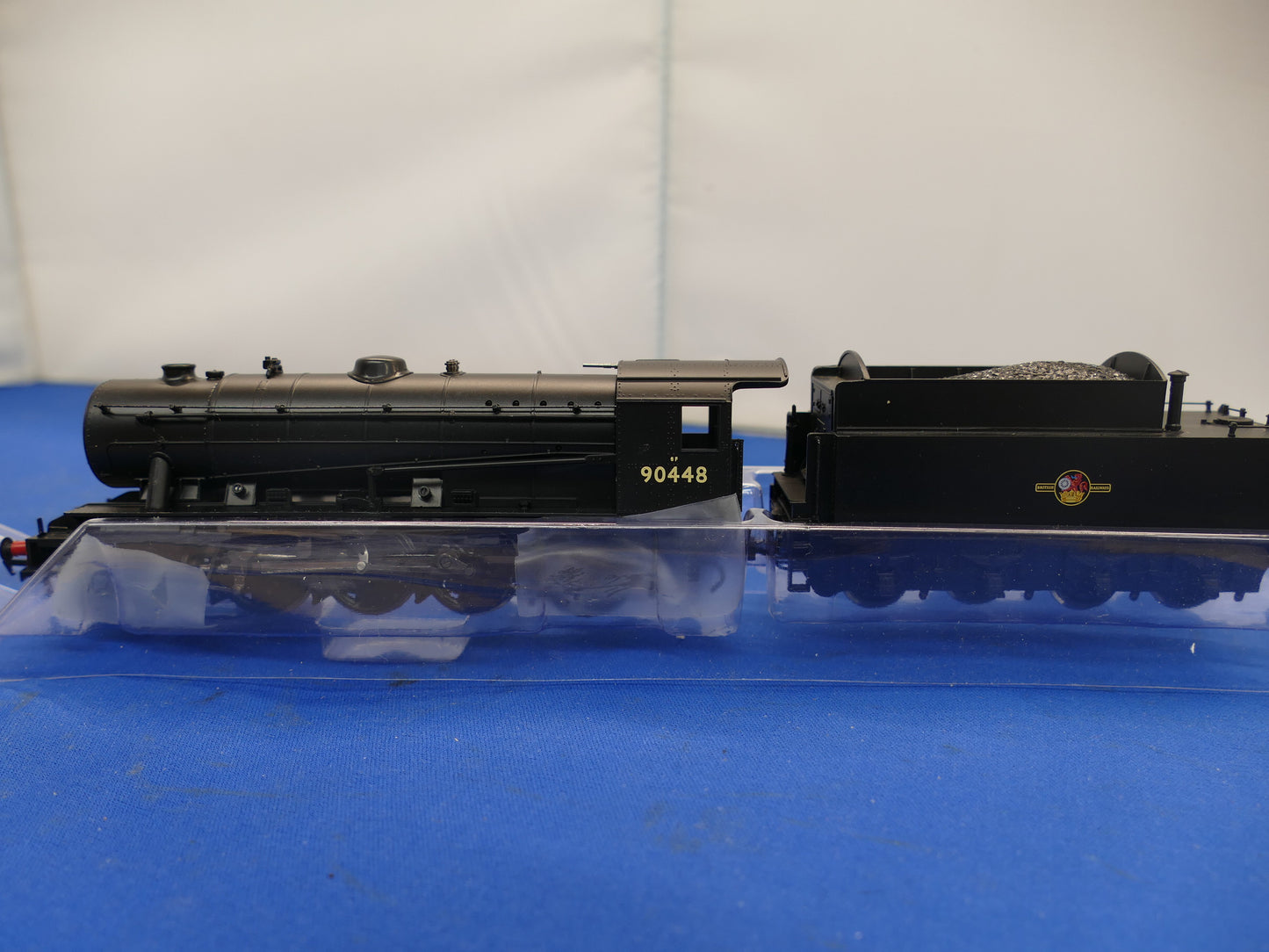 Bachmann OO/HO Austerity Class Steam Loco (used)