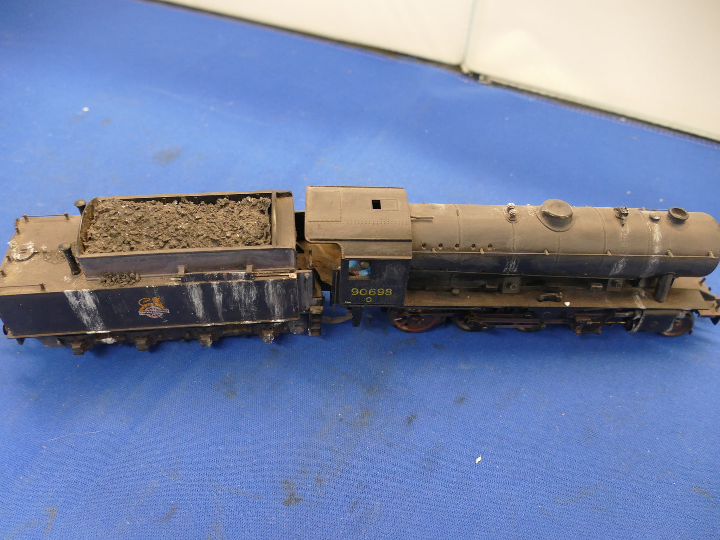 Bachmann OO/HO Austerity Class Steam Loco (used)