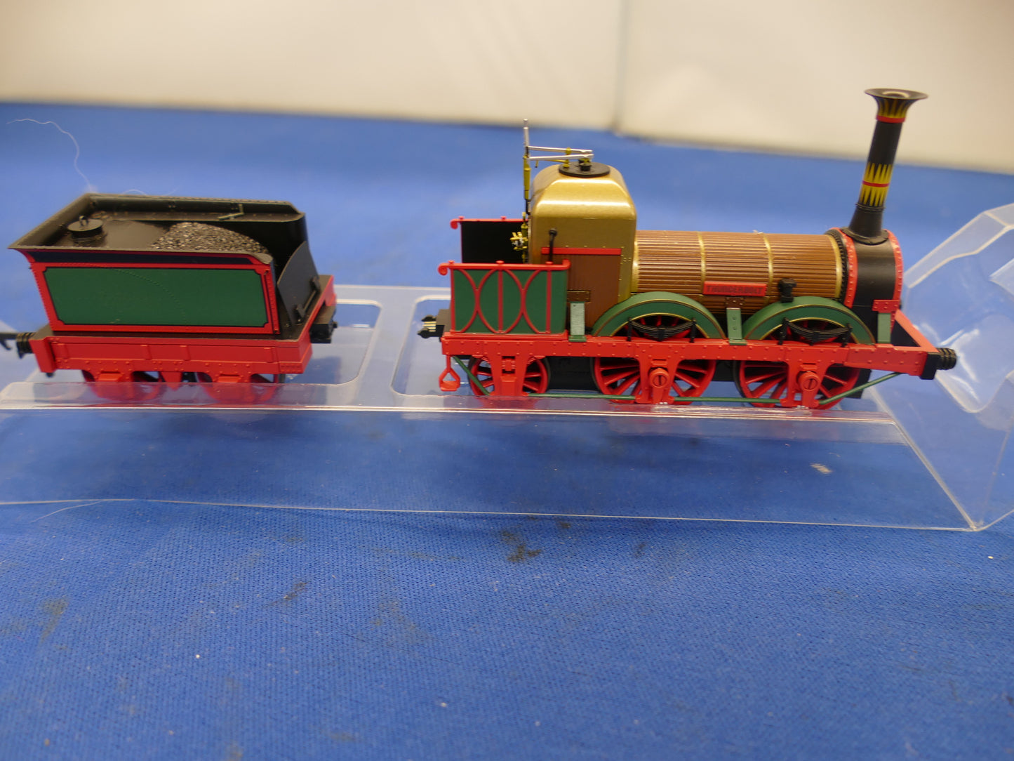 Rapido OO Gauge Titfield Thunderbolt Delux Pack (used)