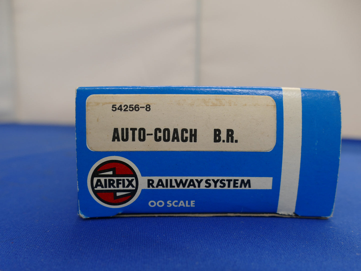 Airfix OO Coach Maroon (used)