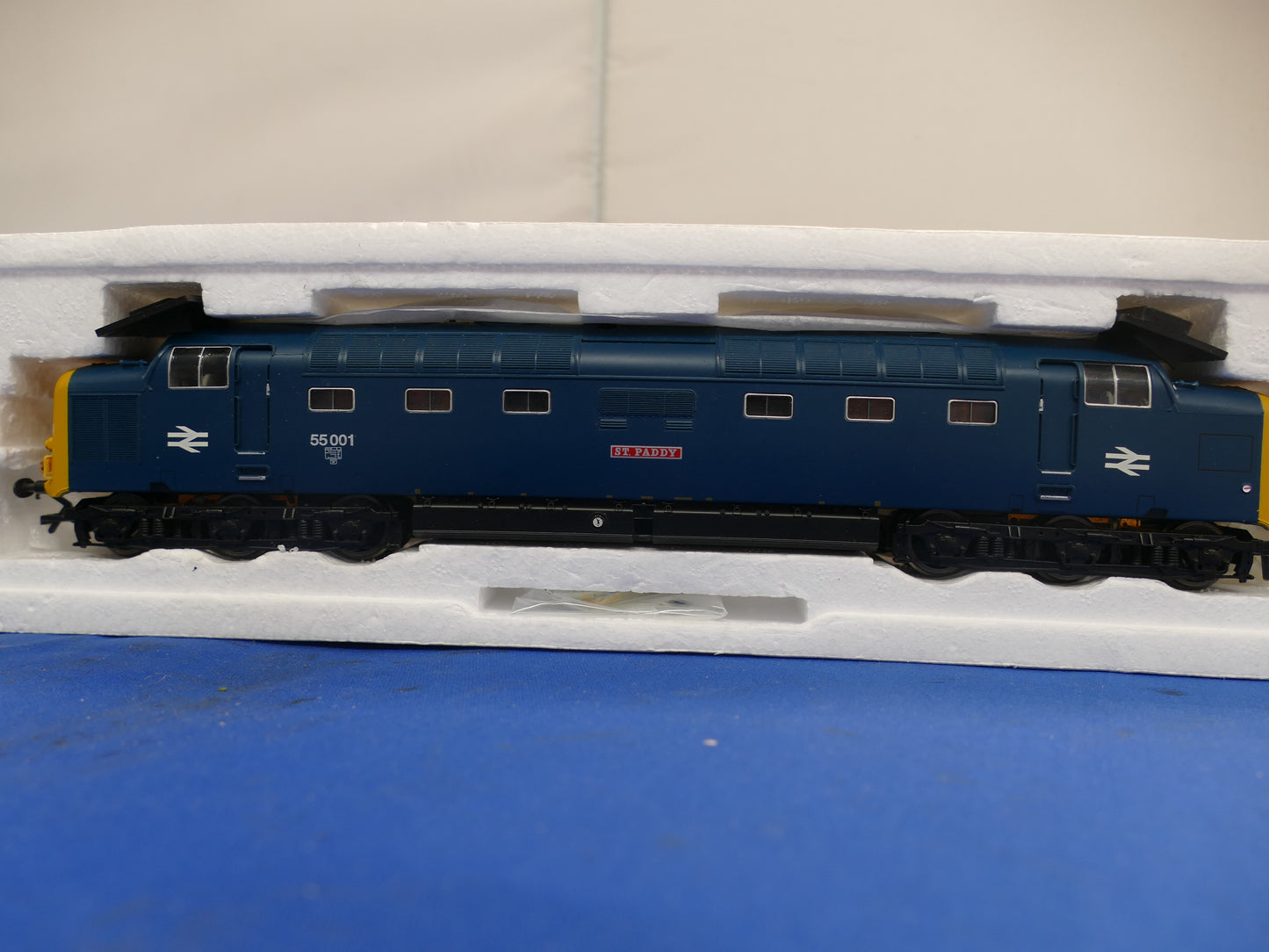 Bachmann OO/HO 32-530DS Class 55 Diesel (used)