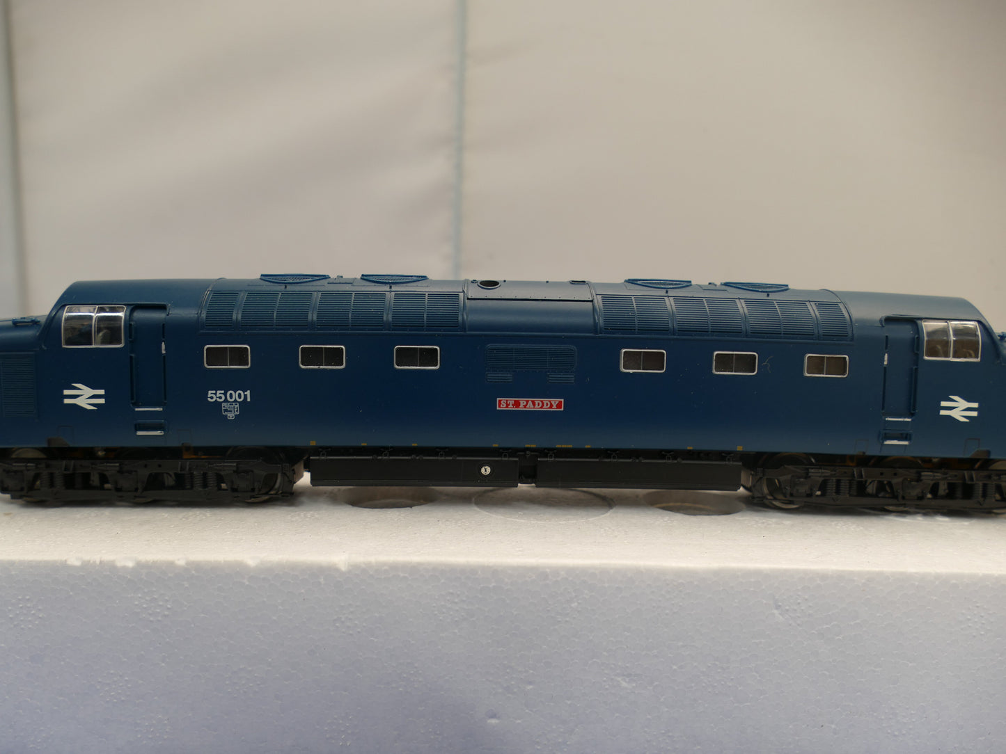Bachmann OO/HO 32-530DS Class 55 Diesel (used)