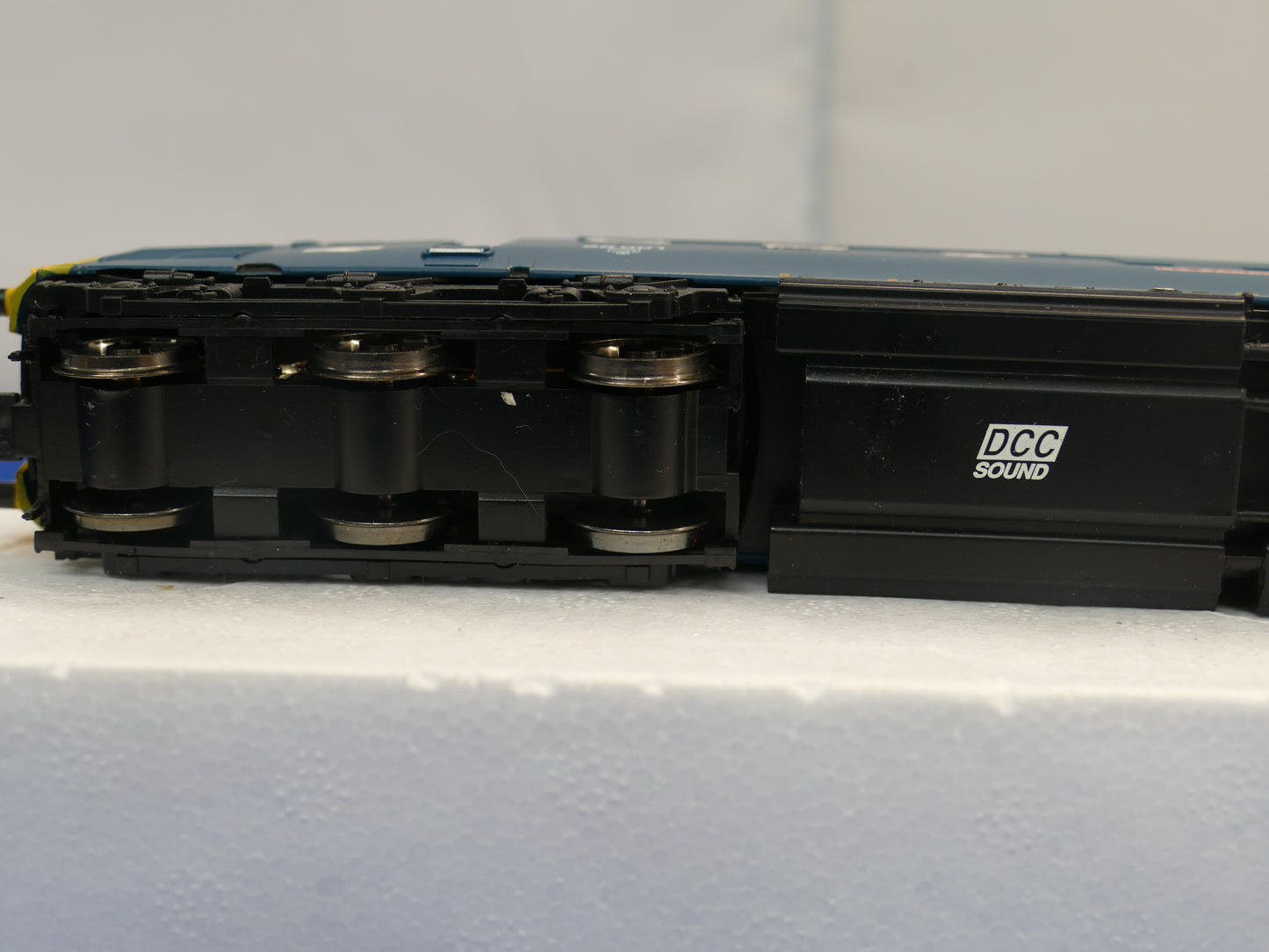 Bachmann OO/HO 32-530DS Class 55 Diesel (used)