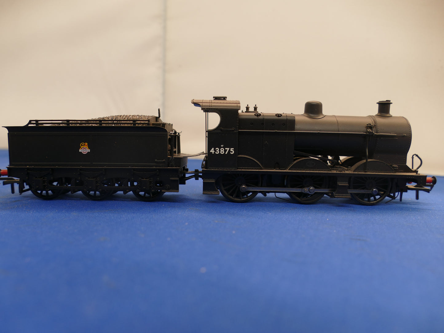 Bachmann OO/HO 31-881 Class 4F 0-6-0 Loco (used)