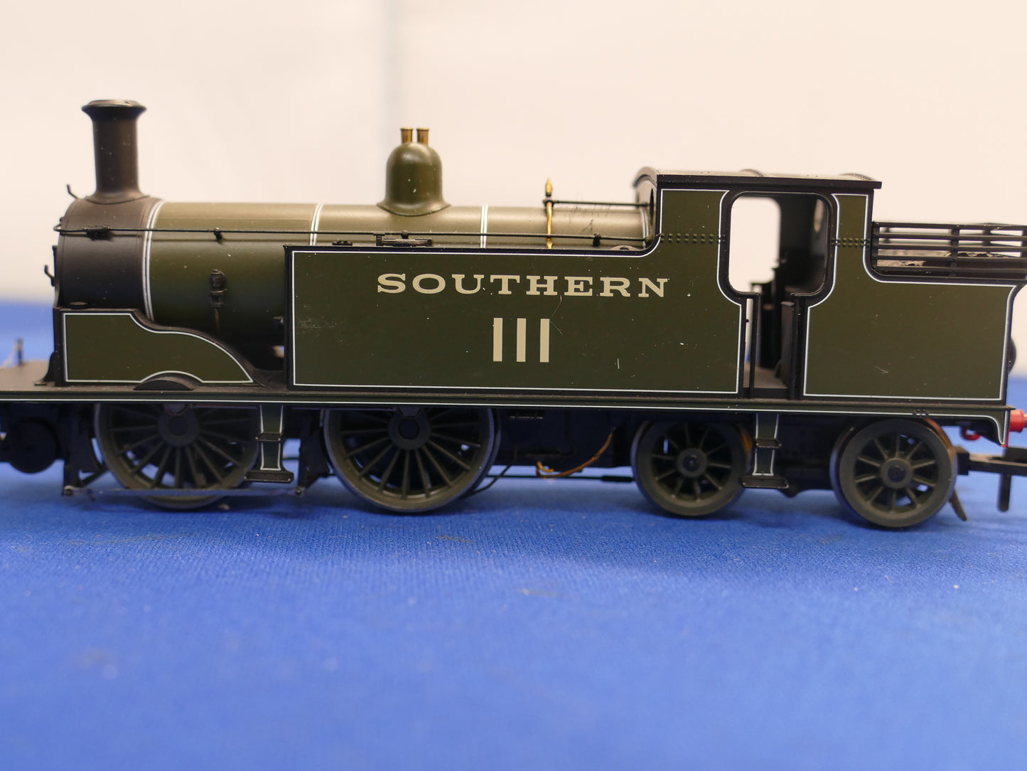Hornby R2625 SR 0-4-4T M7 Loco (used)