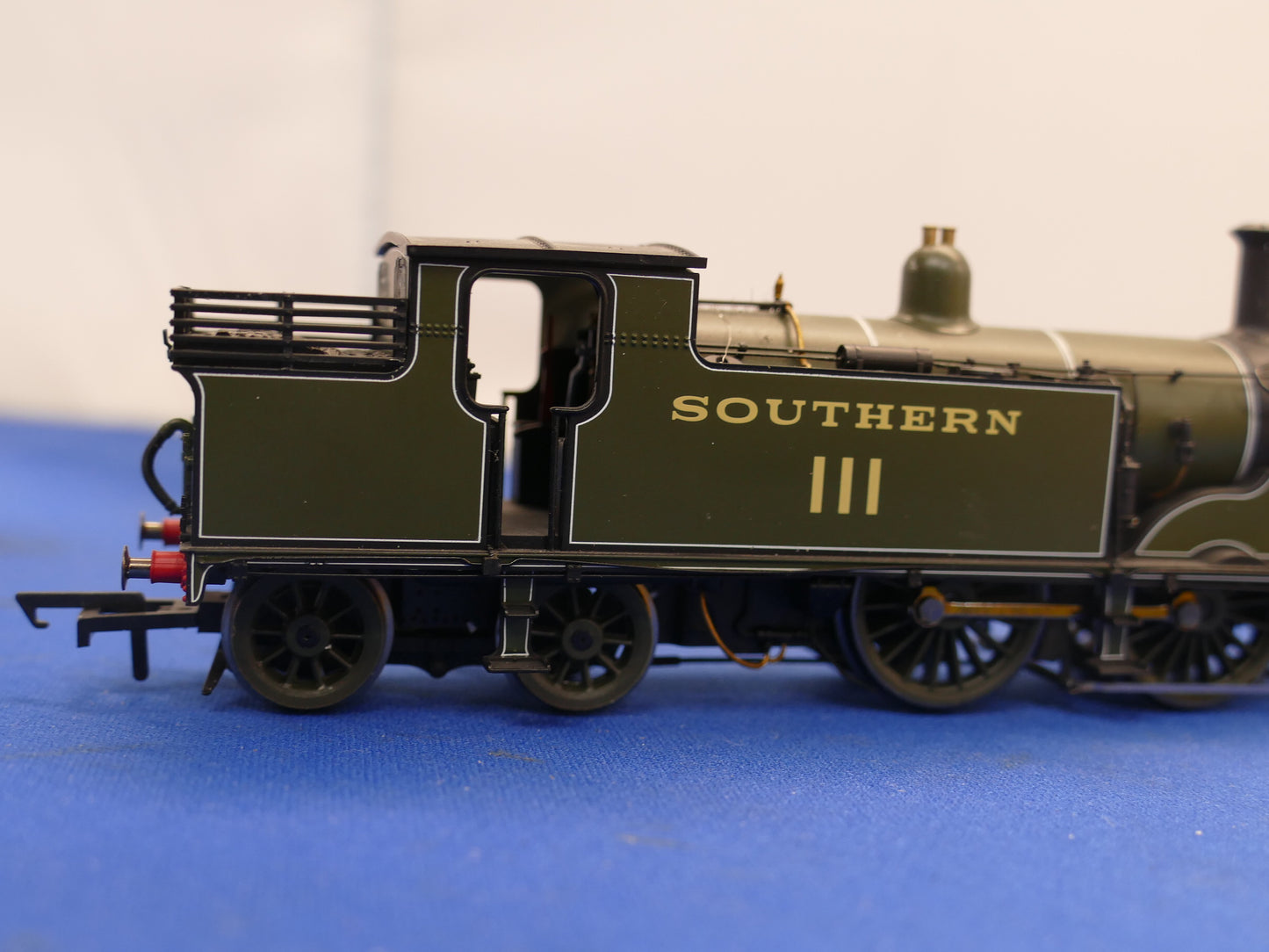 Hornby R2625 SR 0-4-4T M7 Loco (used)