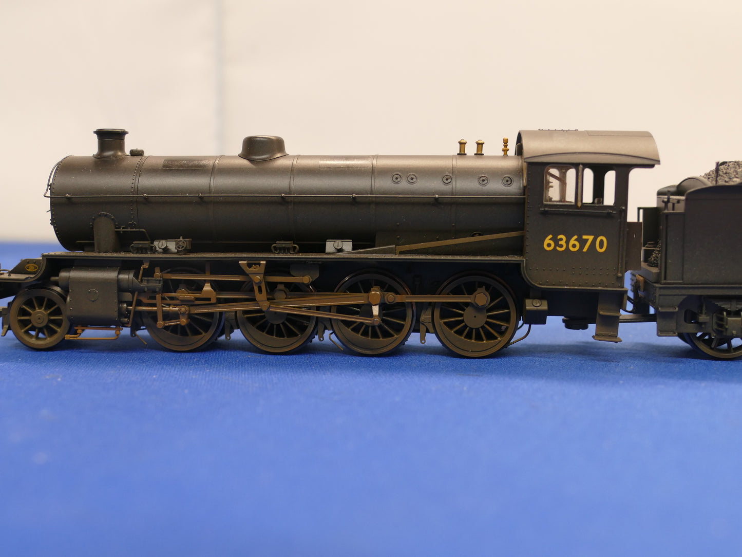 Hornby R3089 BR 2-8-0 Thompson Class O1 (used)