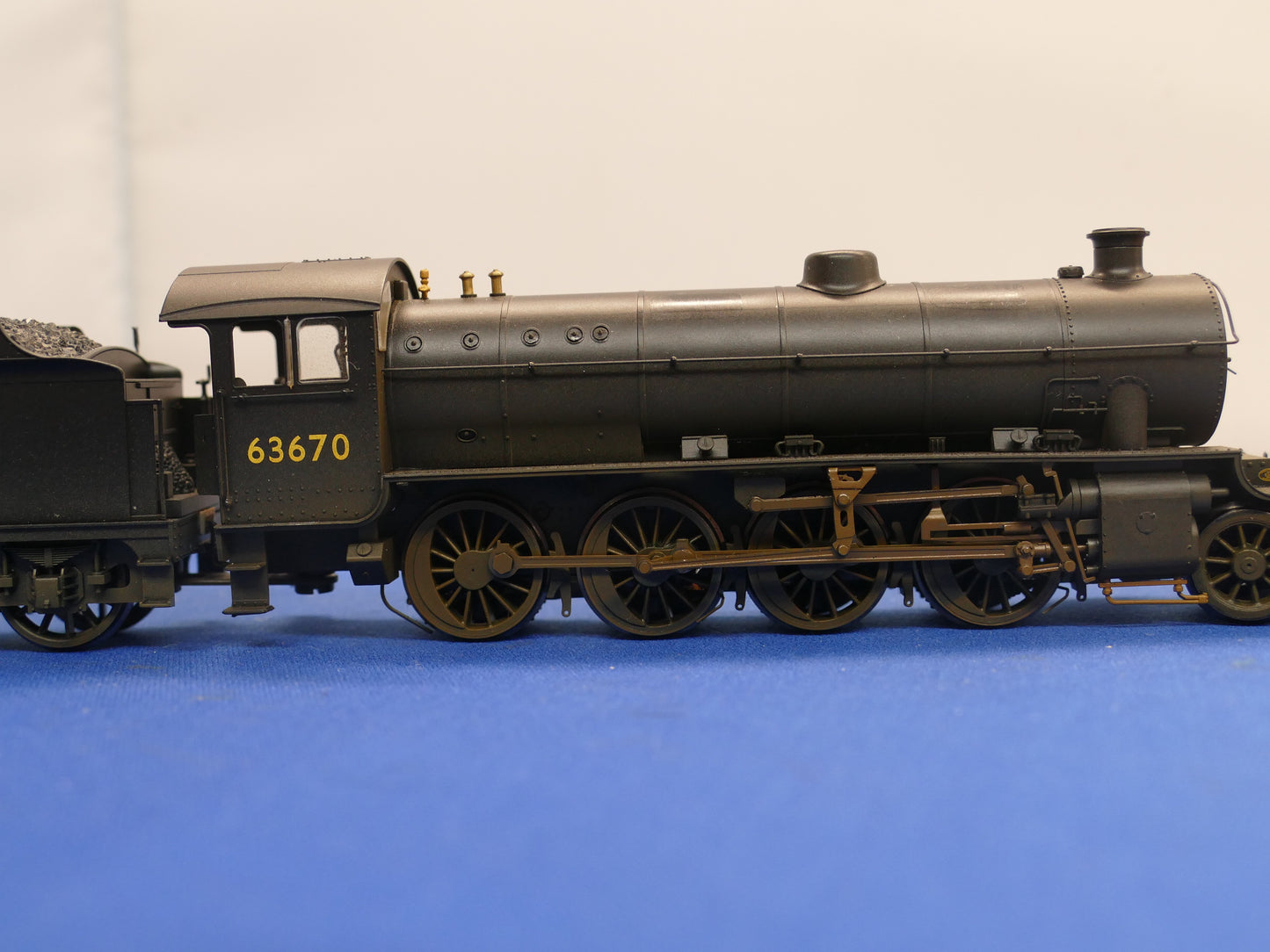 Hornby R3089 BR 2-8-0 Thompson Class O1 (used)
