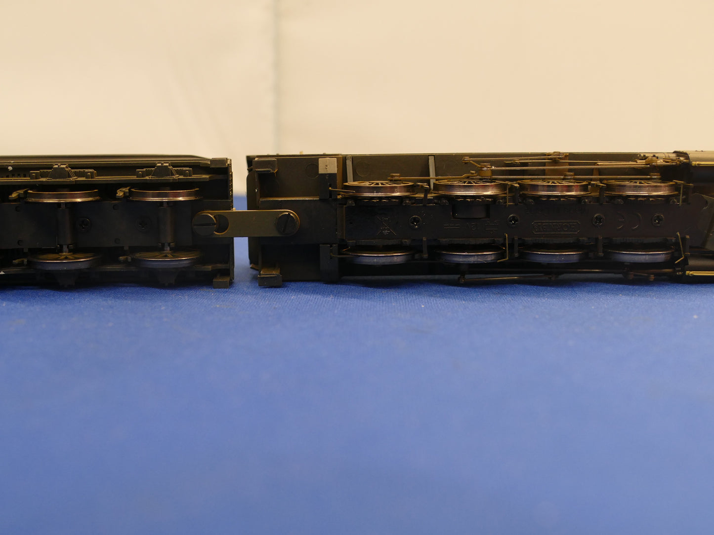 Hornby R3089 BR 2-8-0 Thompson Class O1 (used)