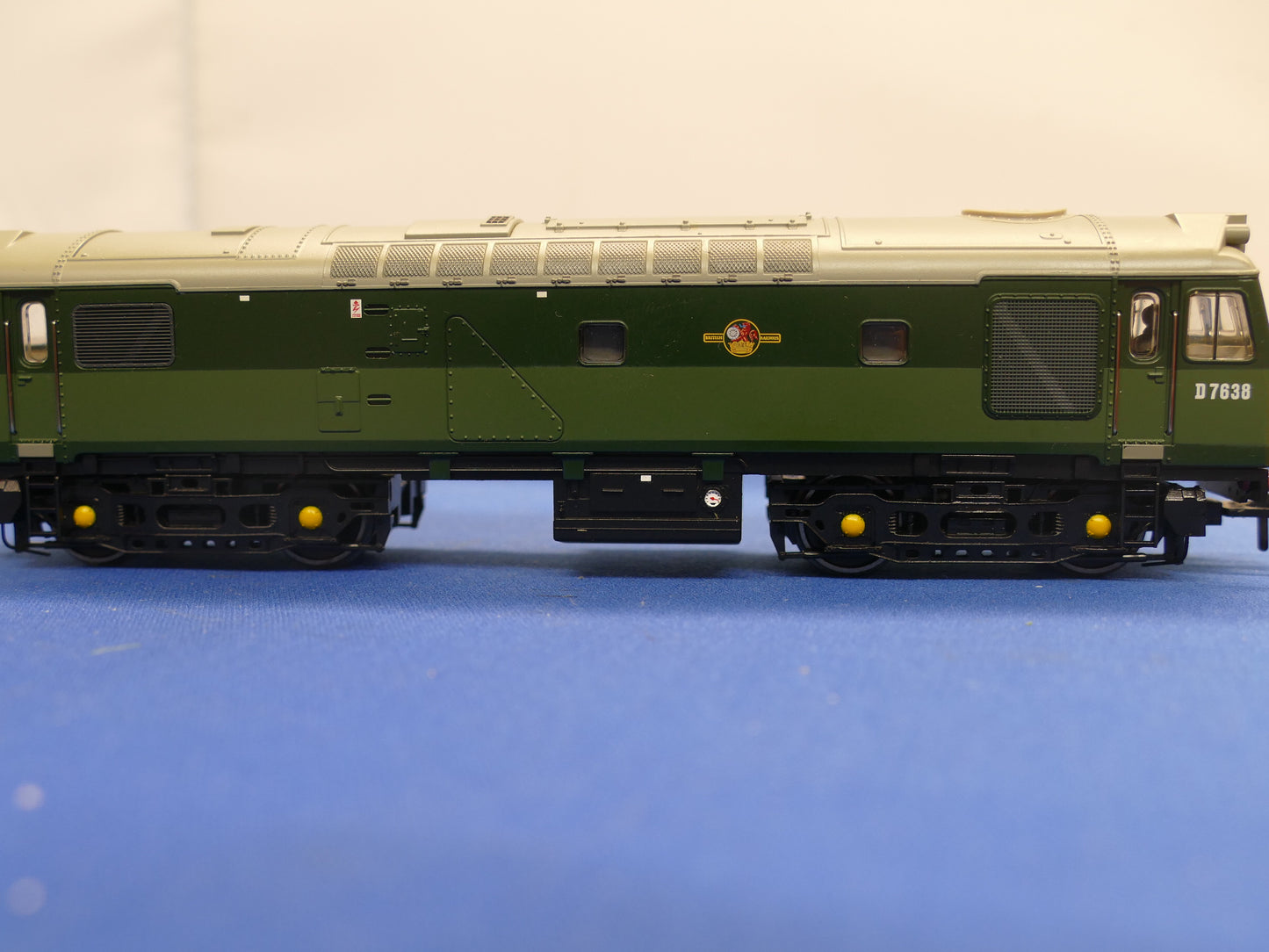 Bachmann OO/HO 32-401DS Class 25/3 Diesel (used)