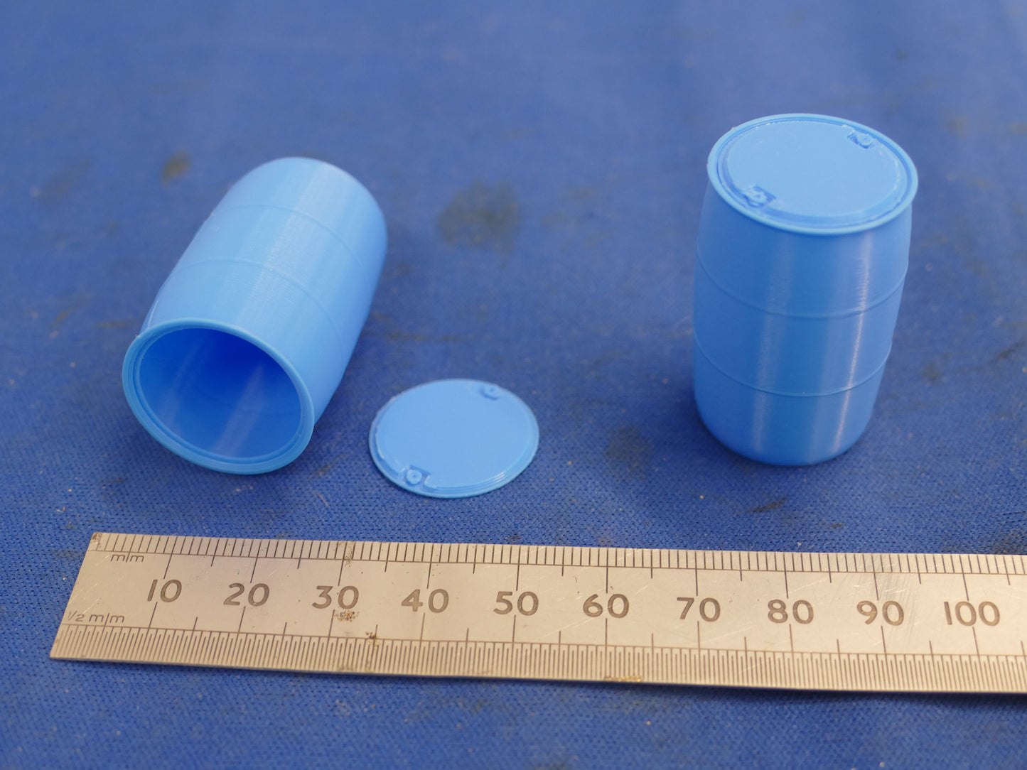 3D Collection - 2 Blue Barrels