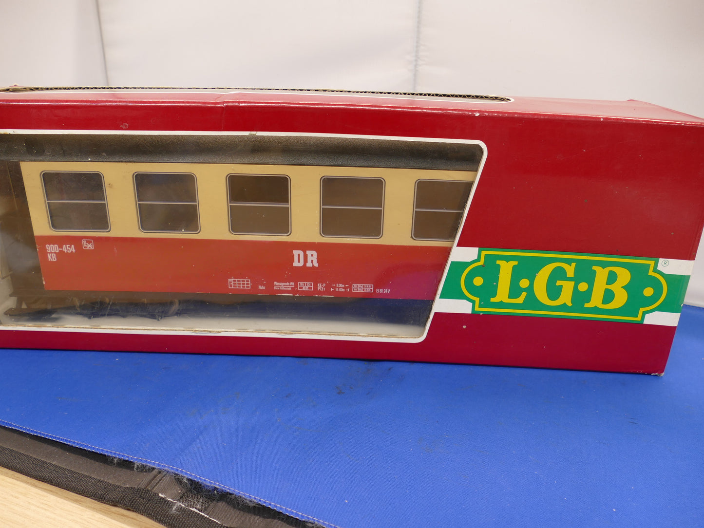 LGB 3073 DR Passenger Coach (used)