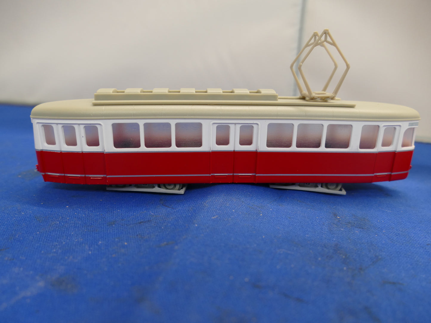 Baugrosse OO/HO Unpowered Tram (used)