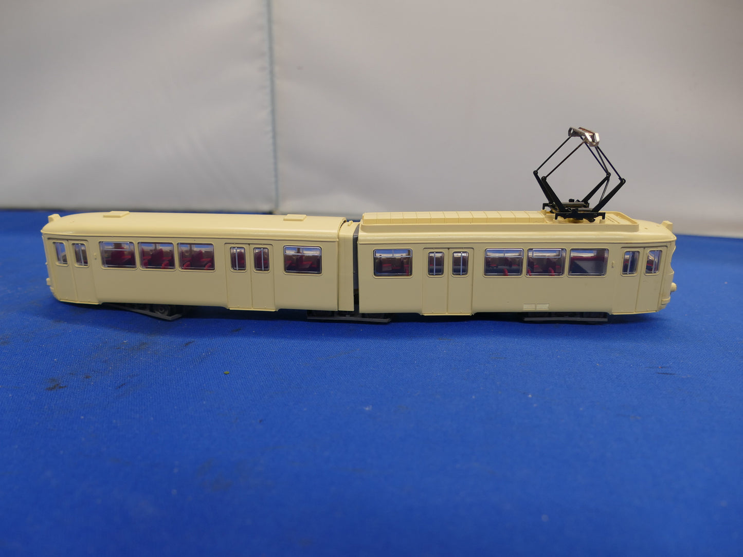 Roco OO/HO - 41388 "Deuwag" Tram (used)