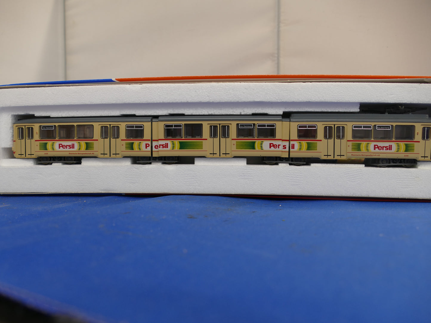 Roco OO/HO - 43183 "Persil" Tram (used)