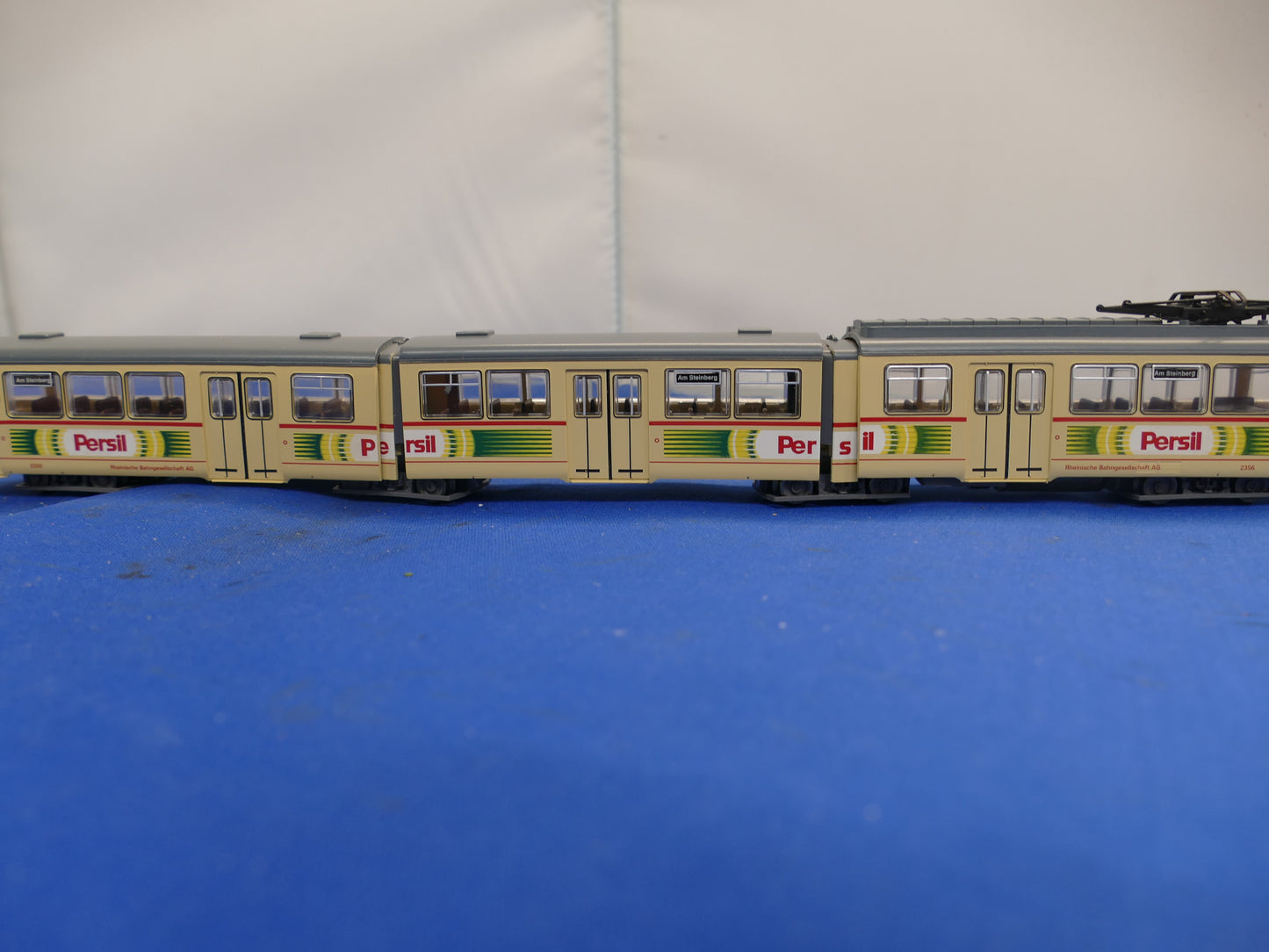Roco OO/HO - 43183 "Persil" Tram (used)