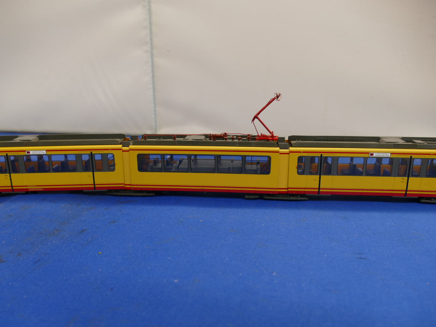 Roco OO/HO - 63470 "Karlesruhe" Tram (used)