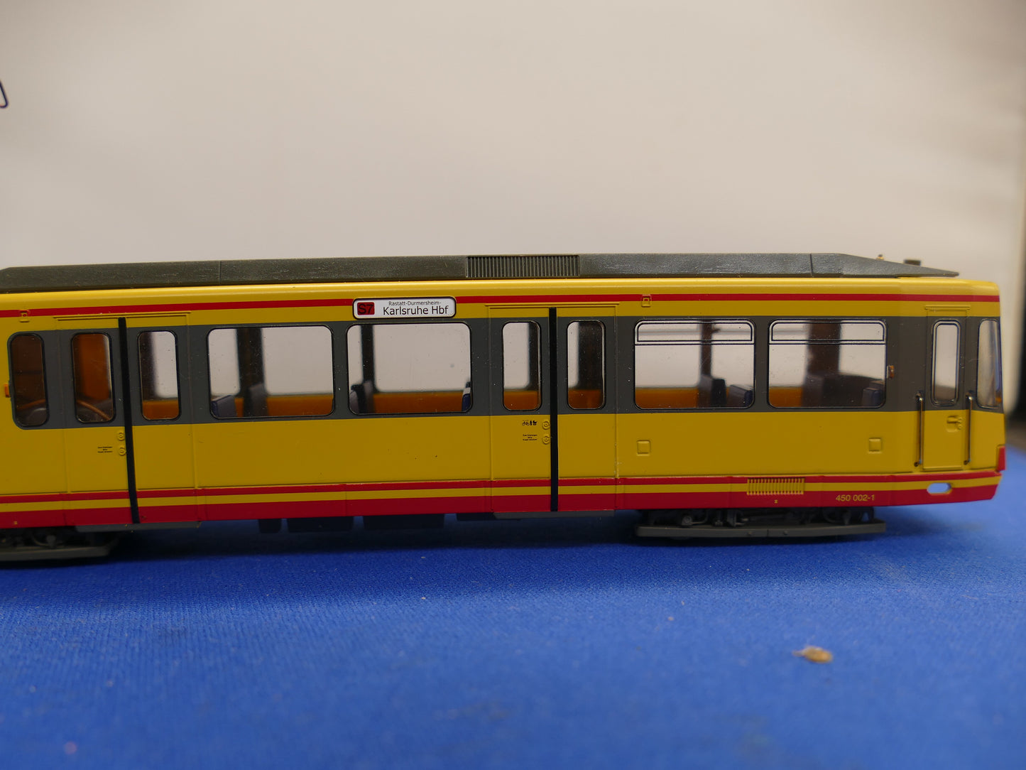 Roco OO/HO - 63470 "Karlesruhe" Tram (used)