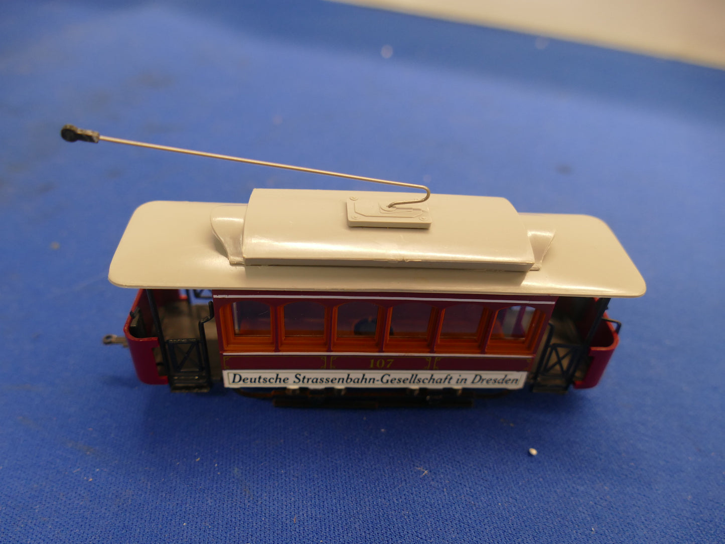 SPM OO/HO Unpowered Tram (used)