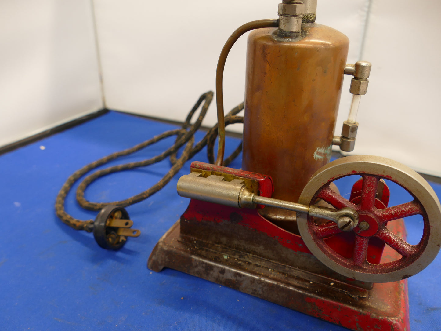 Weedon Static Live Steam Model Engine (used)