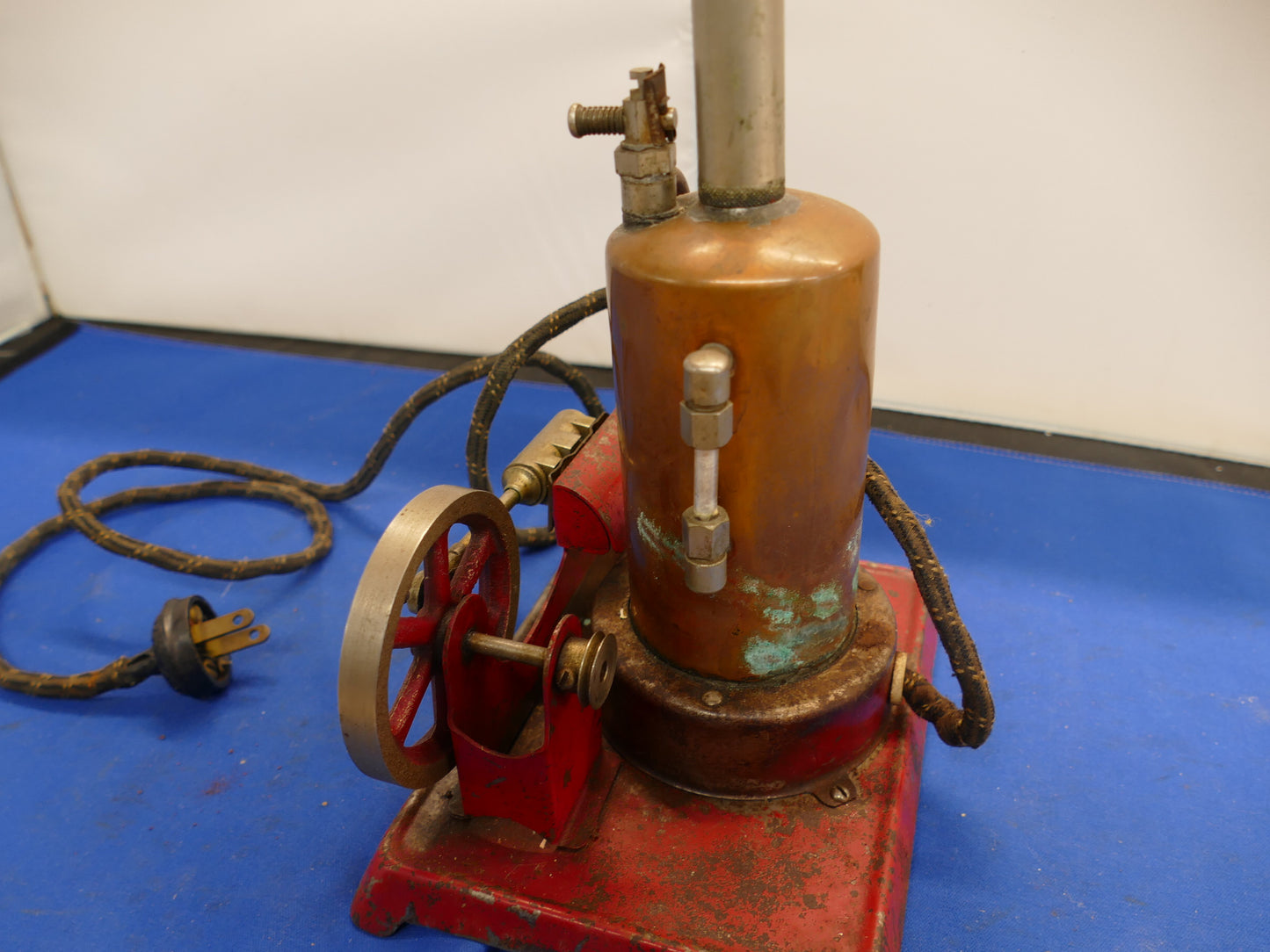 Weedon Static Live Steam Model Engine (used)