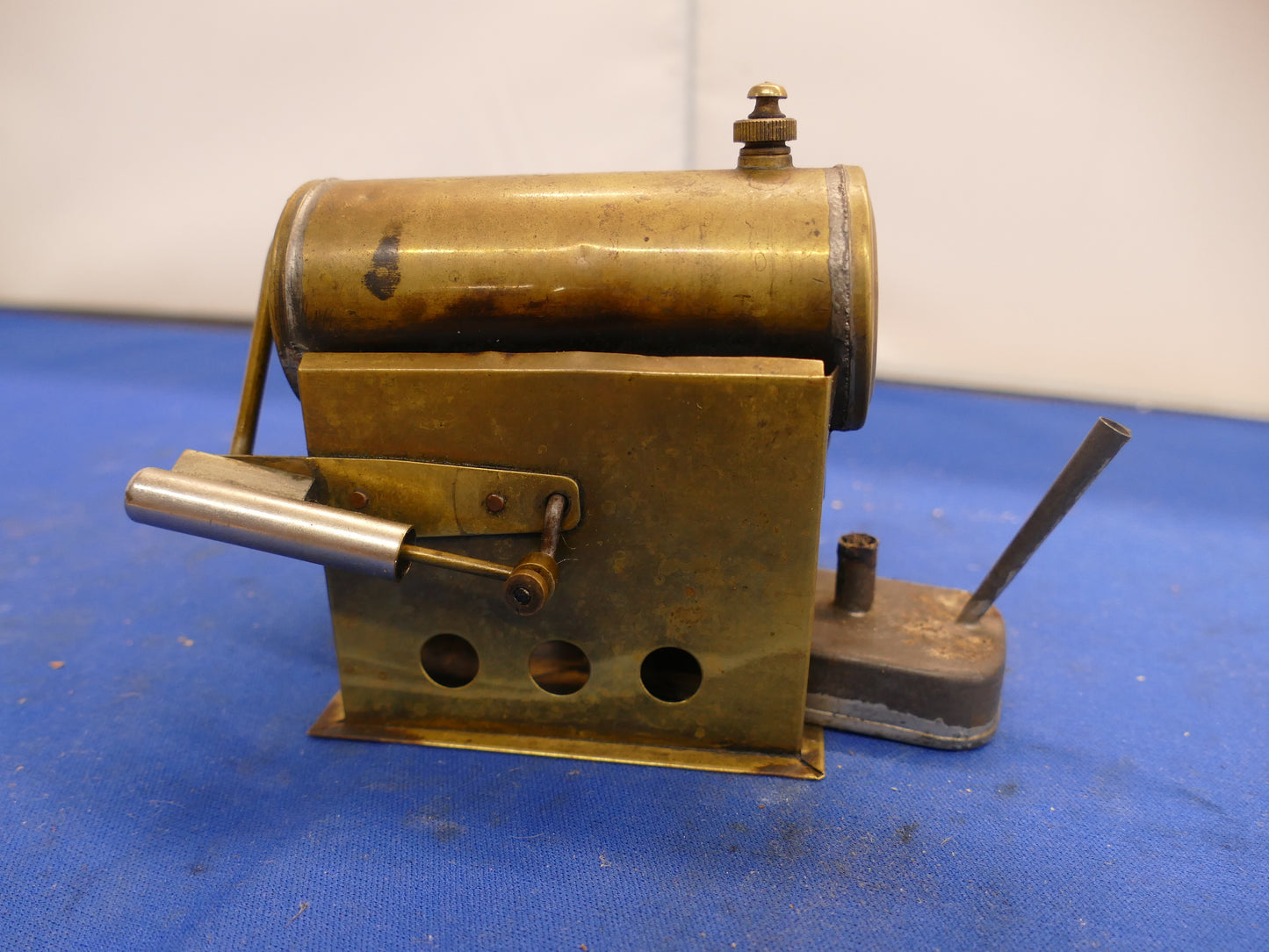 CK small Static Live Steam Model Engine (used)