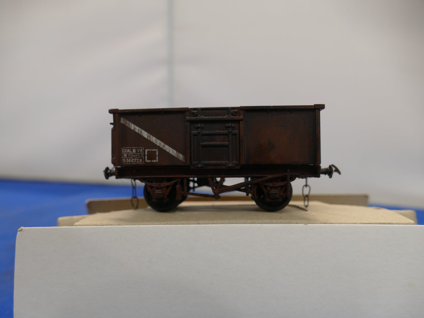 Mainline OO BR Mineral Wagon (used)