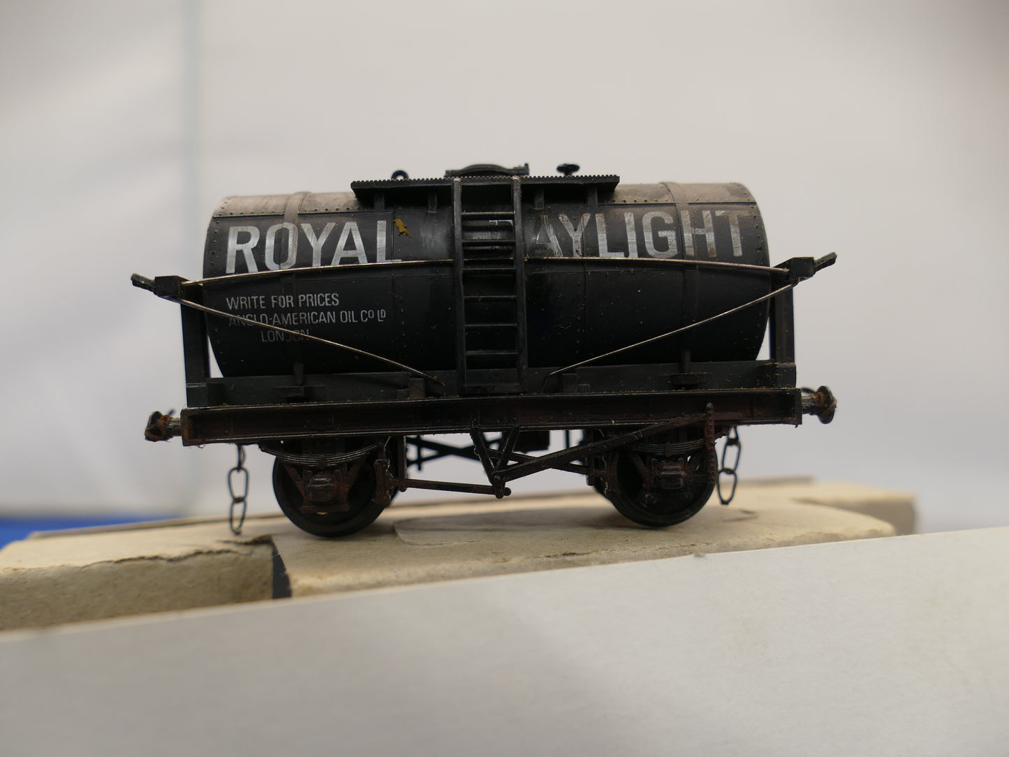 Mainline OO Tank Wagon (used)