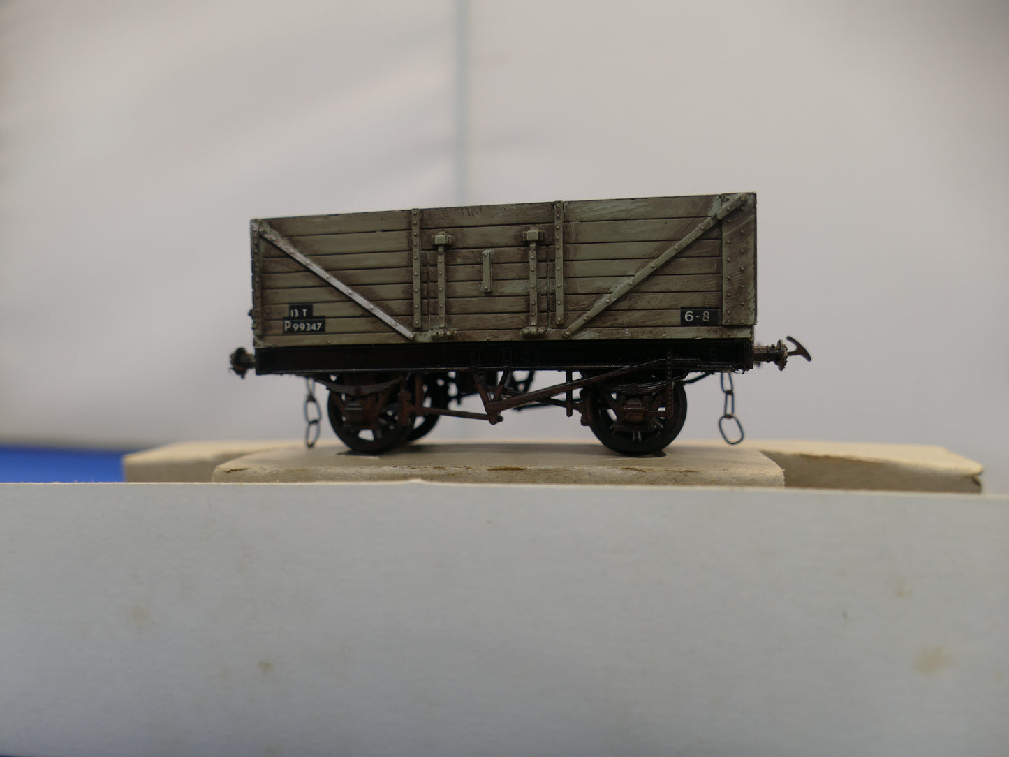 Mainline OO BR 7 Plank Wagon (used)