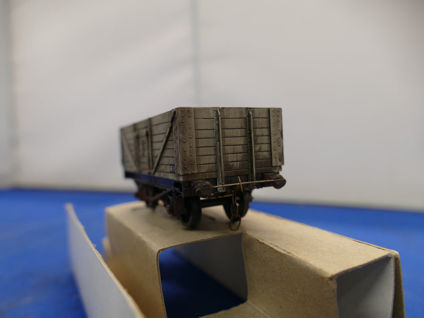 Mainline OO BR 7 Plank Wagon (used)