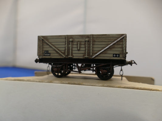 Mainline OO BR 7 Plank Wagon (used)