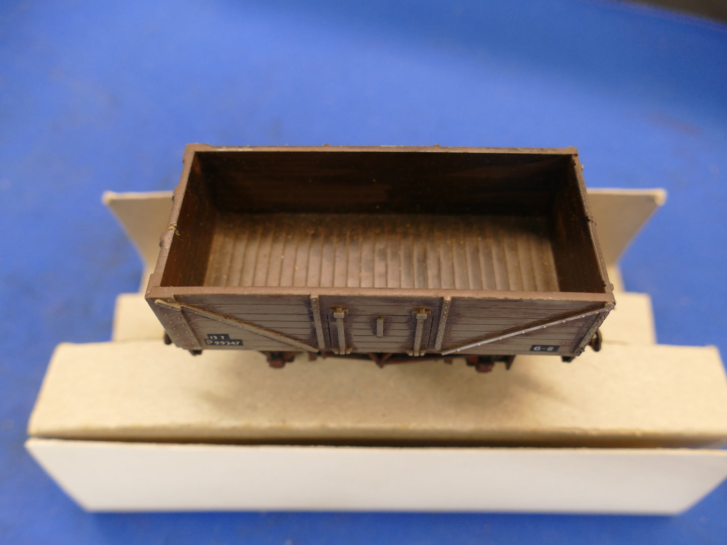 Mainline OO BR 7 Plank Wagon (used)