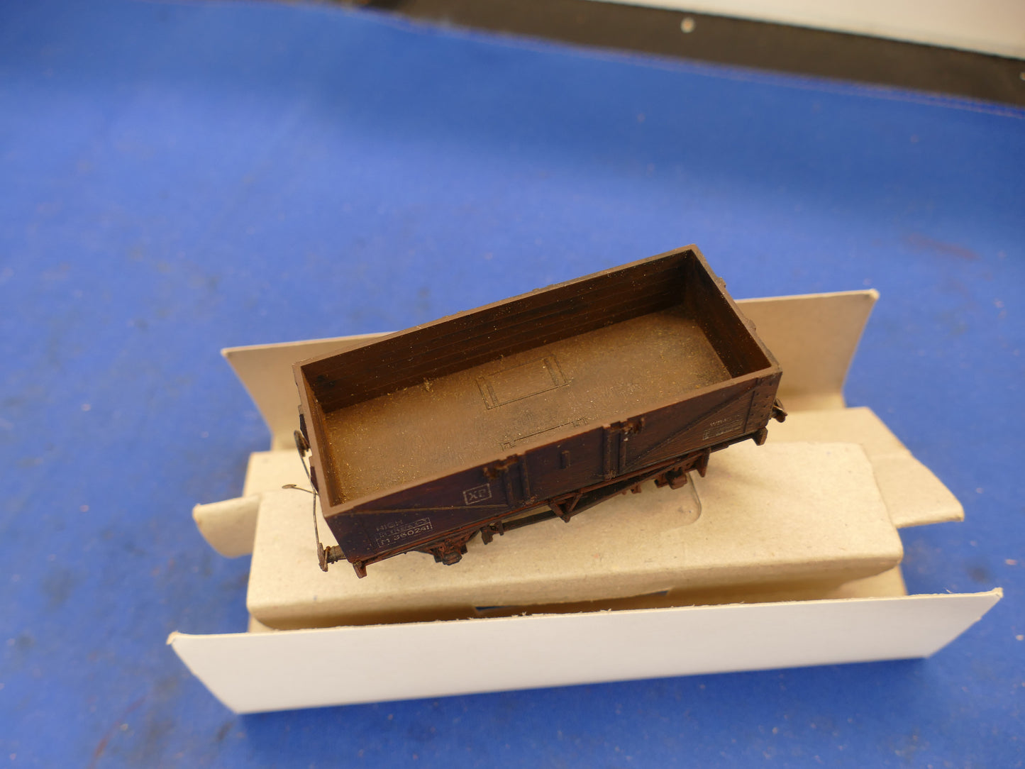 Mainline OO BR Plank Wagon (used)