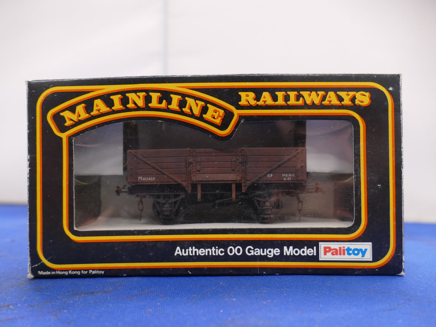 Mainline OO BR Plank Wagon (used)
